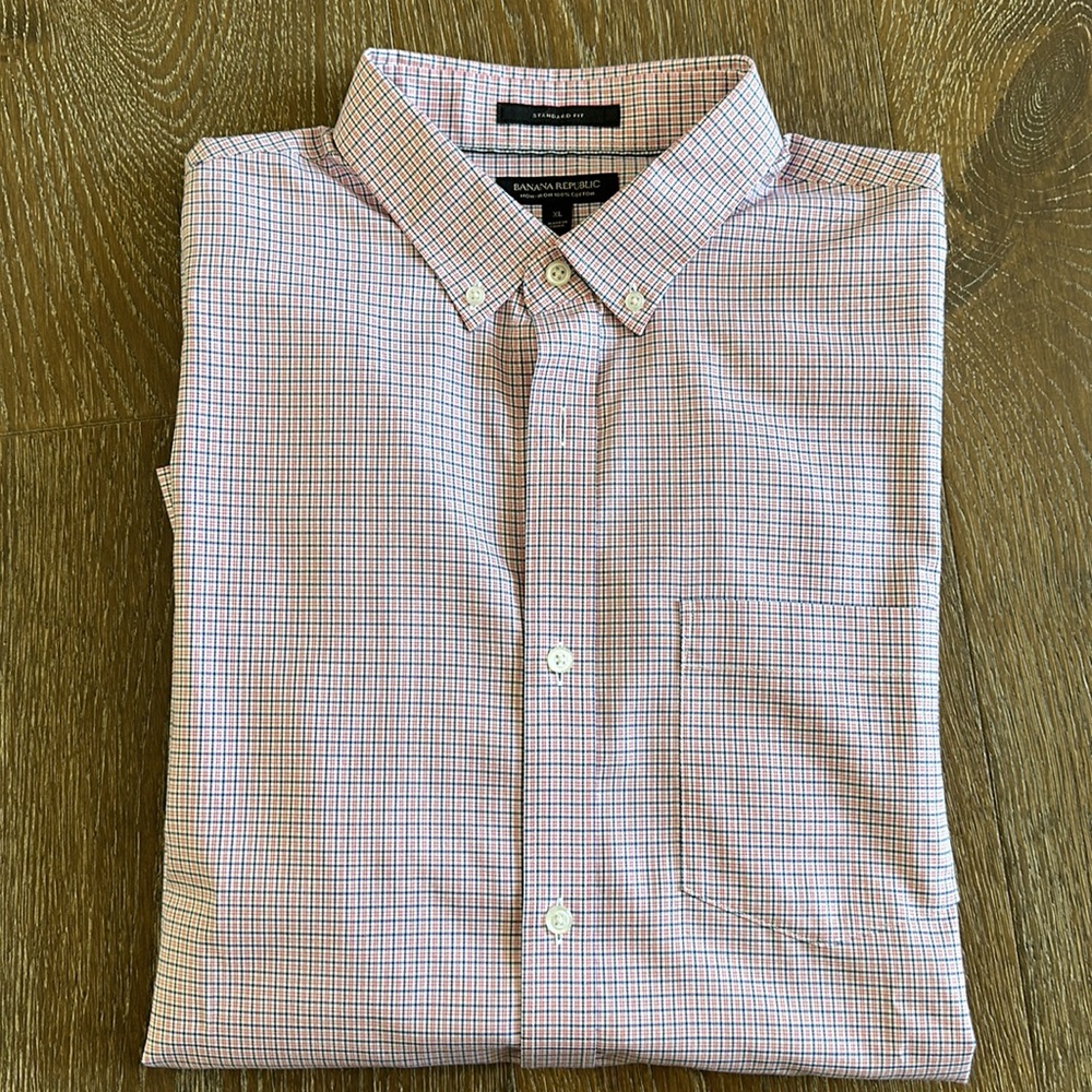 NWOT Banana Republic Button Down